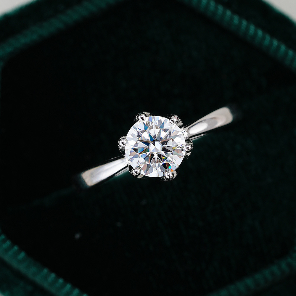 Moissanite Engagement Ring 1 Carat - Anello Classico JoyceJelly con Moissanite a
