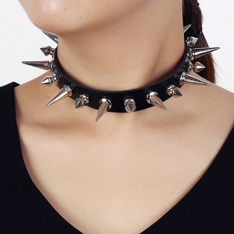 Goth Punk Spike Choker - Punk Long Spike Choker collare in