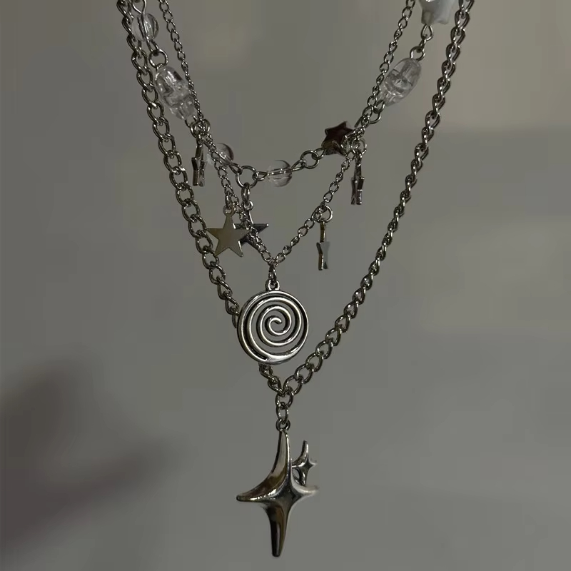 Collana con ciondolo a forma d - Layered Pendant Necklace Aesthetic recensione e prezzo