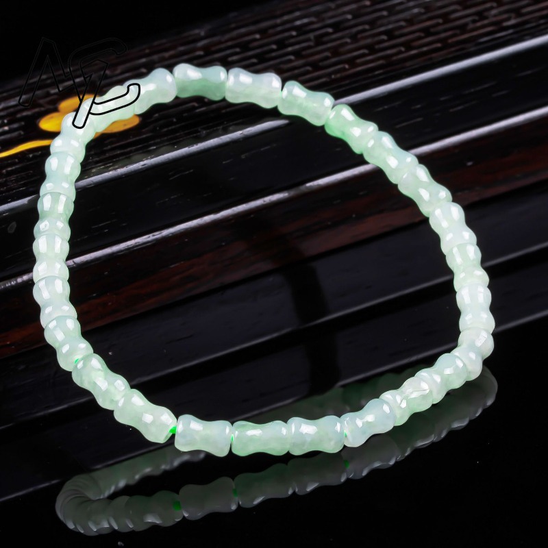 Nuovo Bracciale e Collana in G - Bracelets recensione e prezzo