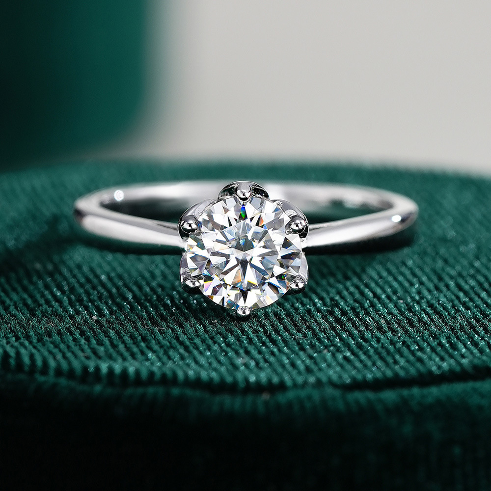 Anello Classico JoyceJelly con - Moissanite Engagement Ring 1 Carat recensione e prezzo
