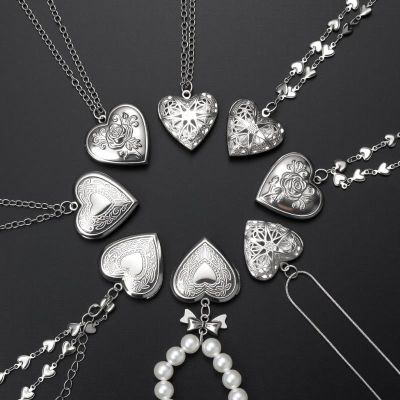 Collana Gotica Vintage a Cuore - Heart Locket Necklace Photo recensione e prezzo