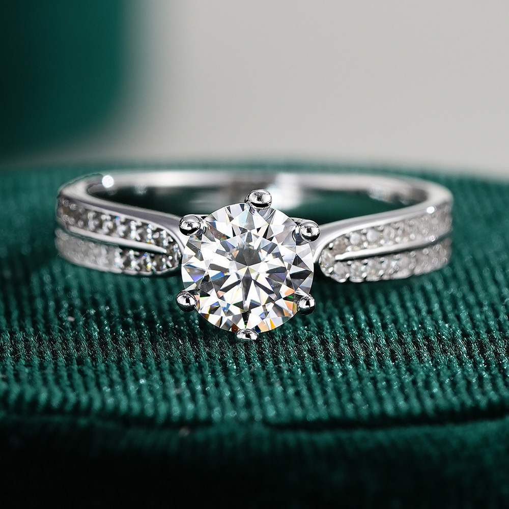 Anello di fidanzamento classic - Moissanite Engagement Ring 1 Carat recensione e prezzo