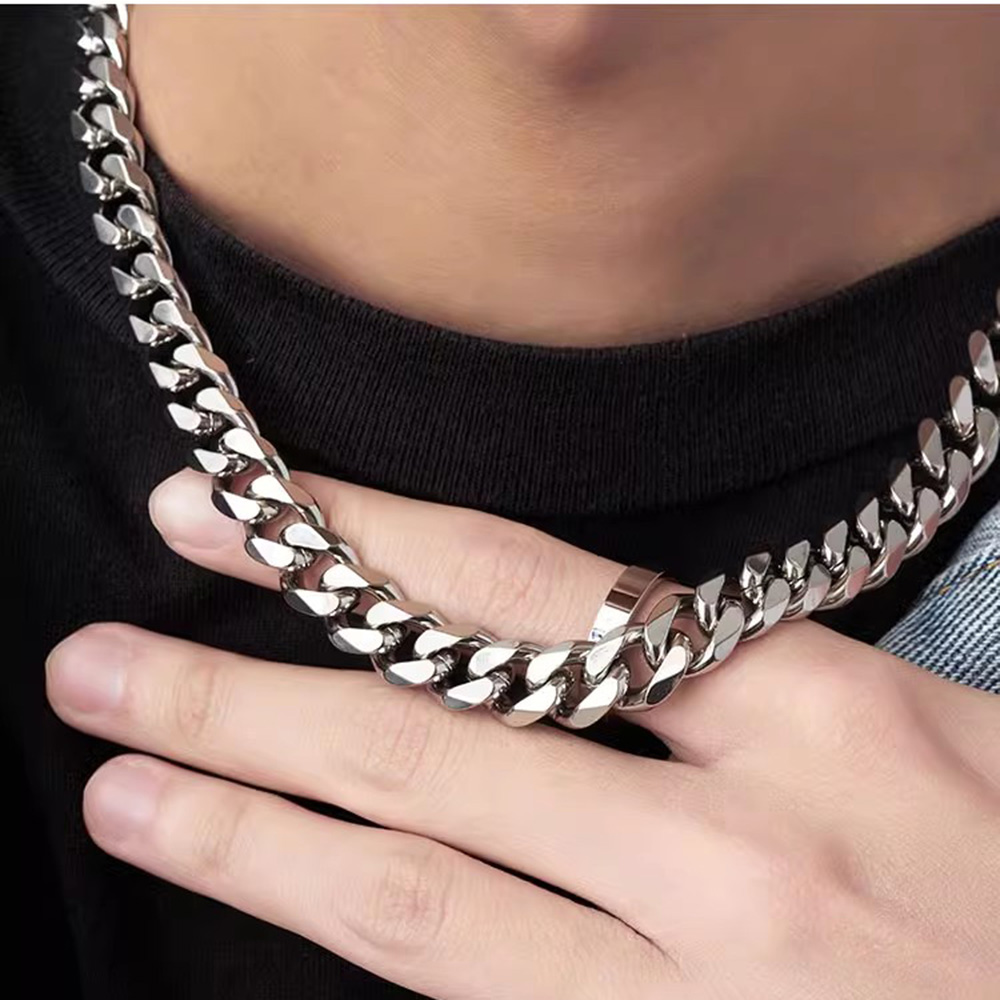 Catena a maglia cubana in acci - Cuban Link Chain 12Mm recensione e prezzo